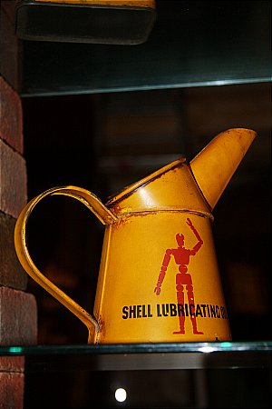 SHELL (Pint) - click to enlarge